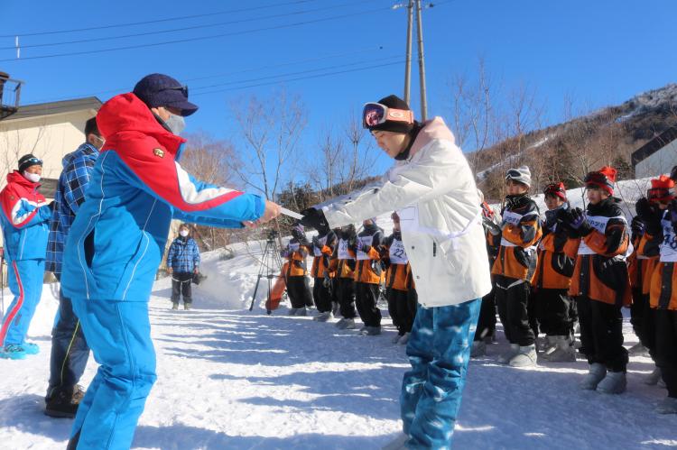 閉校式 修了証を受け取りました